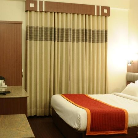 Hotel Aroma Classic Джайпур Екстериор снимка